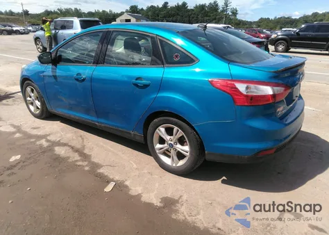 2012 Ford Focus Se z USA, uszkodzony, nr VIN 1FAHP3F25CL182215
